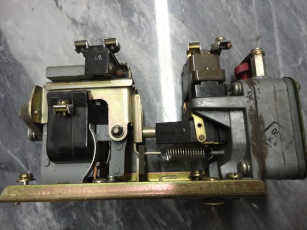 9050-B02E: TIMER, SQUARE D